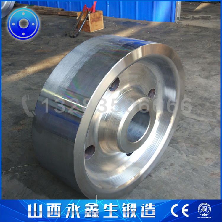 鍛造20CrMnMo車輪體